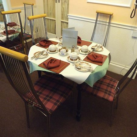 Fountain House Hotel Hayes  Extérieur photo